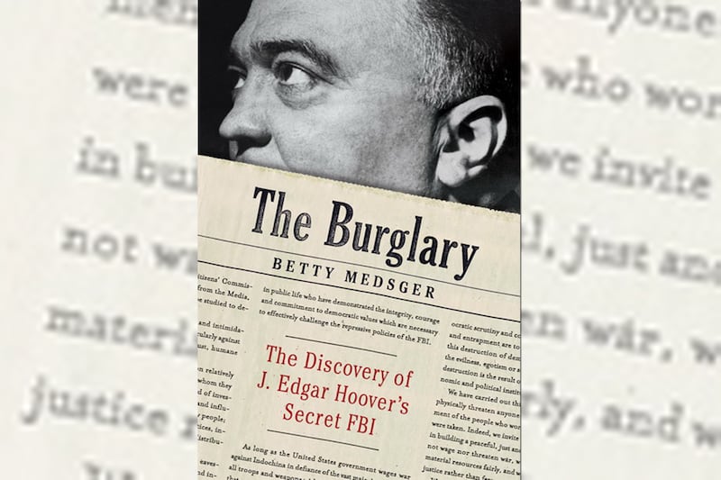 articles/2014/01/09/the-burglary-the-last-book-obama-needs-right-now/140108-the-burglary-embed_rvi1rz