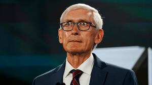 tony_evers_gkq6b9