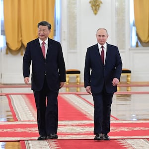TOPSHOT - Russian President Vladimir Putin meets with China's President Xi Jinping at the Kremlin in Moscow on March 21, 2023.