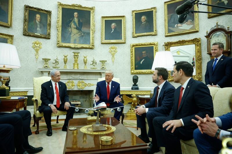 Donald Trump surrounds himself with gold in the White House.