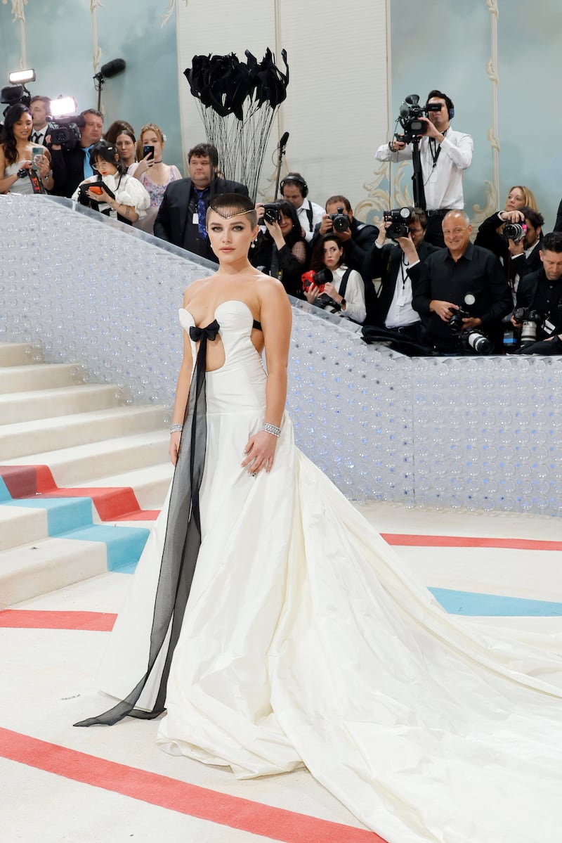 230501-met-gala-florence-pugh_rerhrw