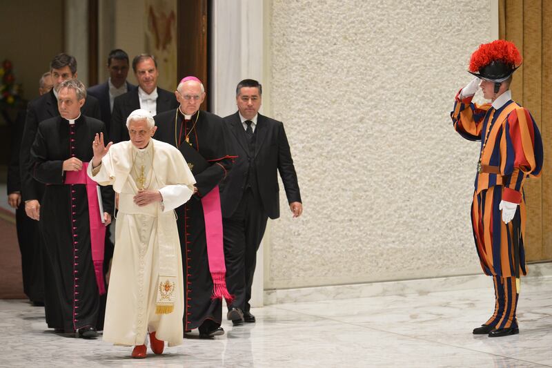 articles/2013/02/15/conspiracy-theories-why-did-the-pope-really-quit/130214-pope-conspiracy-nadeau-tease_zhgkgk