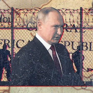 221127-putin-prison-soldiers-tease_gsn3za