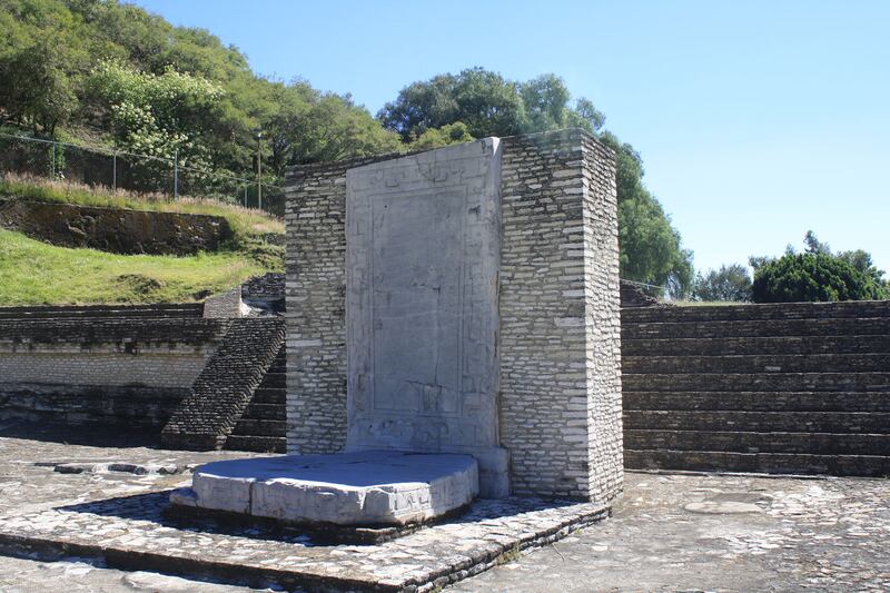 articles/2016/12/04/mexico-is-hiding-the-world-s-largest-pyramid/161203-oconnor-Cholula-embed-2_so1wh9
