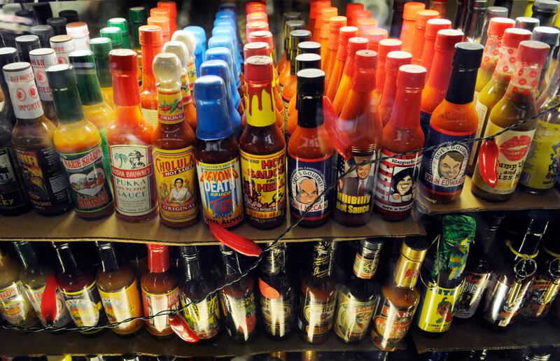 articles/2016/04/09/here-s-why-americans-love-hot-sauce-with-everything/160408-rothbaum-hot-sauce-embed-1_r6vfol