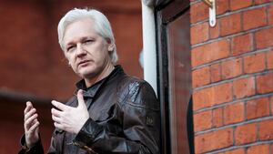 180810-assange-hero_sg4usy
