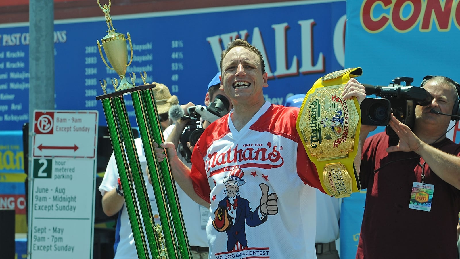 Hot Dog-Eating Champ Retakes Crown After Controversial Ban
