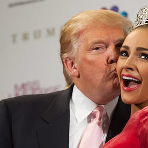 articles/2015/08/08/donald-trump-s-gross-history-of-misogyny-from-rosie-o-donnell-to-megyn-kelly/150807-stern-trump-tease_tleni0