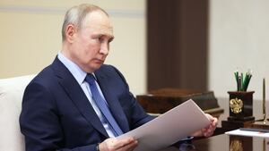 2023-02-13T165350Z_1463349951_RC2GAZ91L3ZP_RTRMADP_3_RUSSIA-POLITICS-PUTIN_qhf3dy